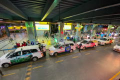 Mở thêm làn để xe công nghệ đón khách ở sân bay Tân Sơn Nhất