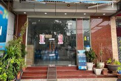 Bé gái 6 tuổi ở Hà Nội tử vong nghi bị bạo hành: Công an mời người bố lên làm việc