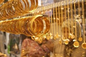 Giá vàng hôm nay ngày 6/12: Quay đầu tăng mạnh tới 400 nghìn đồng/lượng