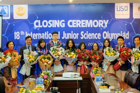 Thành tích chưa từng có của đội tuyển Việt Nam tại Olympic Khoa học trẻ quốc tế