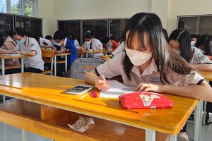 TPHCM: Học sinh lớp 9 và 12 sẽ kiểm tra học kì 1 trực tiếp
