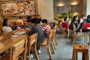 Những quận, huyện nào của Hà Nội cho bán hàng ăn uống tại chỗ?