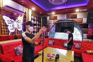 Nhiều địa phương cho mở lại dịch vụ karaoke