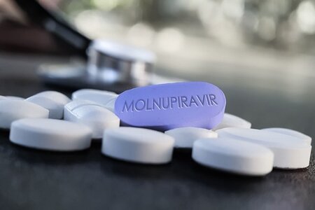 Không dùng Molnupiravir trong chữa trị Covid-19 trong trường hợp nào?