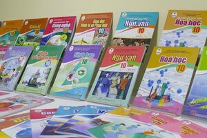 Nhiều đổi mới trong chương trình giáo dục các lớp 3, 7, 10 từ năm tới