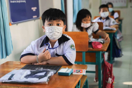 Hà Nội: Gần 80% học sinh tiểu học đến trường trong buổi đầu tiên