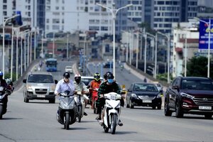 Tin thời tiết 7/4: Miền Bắc nắng nóng, Trung bộ có mưa vài nơi