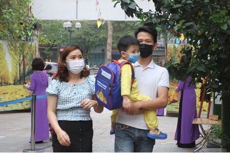Gần 600.000 trẻ mầm non ở Hà Nội trở lại trường