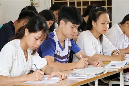 Ngưỡng đầu vào của ngành sức khỏe, giáo viên năm 2022 có gì mới?