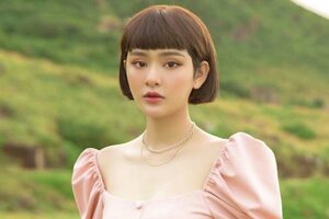 Ca sĩ Hiền Hồ công khai xin lỗi vì ồn ào đời tư