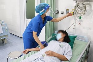 Bị sốc phản vệ do dùng mỹ phẩm lột da làm trắng không rõ nguồn gốc