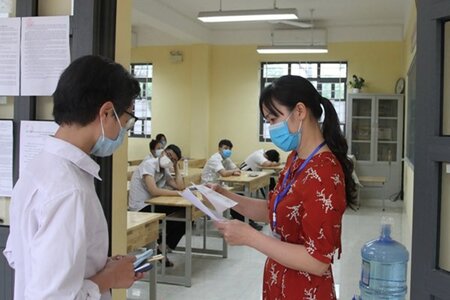 Sở GD-ĐT Hà Nội nghiêm cấm vận động học sinh không đăng ký thi lớp 10