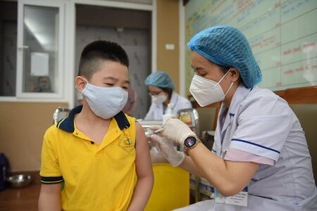 54 tỉnh, thành đã tiêm vaccine phòng Covid-19 cho trẻ từ 5-11 tuổi