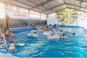 Nhiều tỉnh, thành phát động dạy bơi miễn phí cho trẻ em