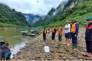 Tìm thấy thi thể 2 vợ chồng mất tích khi đi đánh cá trên sông Gâm