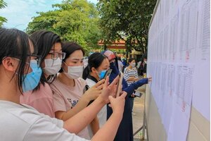 TP.HCM công bố điểm chuẩn lớp 10 chuyên, Tiếng Anh tích hợp năm 2022