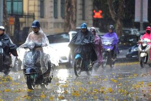 Tin thời tiết 29/6: Trung Bộ vẫn nắng nóng, miền Bắc chuyển mưa to