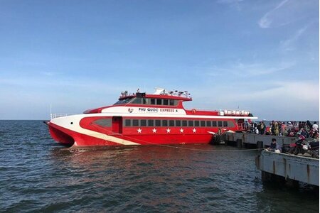 Kiên Giang: Vận chuyển đề thi tốt nghiệp THPT bằng tàu cao tốc đến TP Phú Quốc