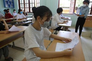 Bộ trưởng Bộ GD&ĐT đề xuất miễn toàn bộ học phí cho học sinh THCS từ năm 2022