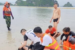 Đi tắm biển ở Hạ Long, nữ du khách đuối nước tử vong