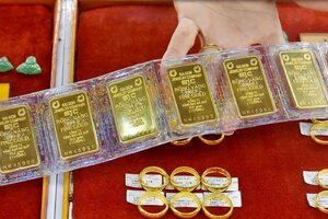 Giá vàng hôm nay ngày 7/7: Tiếp đà giảm mạnh