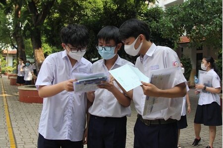 Hai trường THPT ở Nghệ An lần lượt công bố điểm chuẩn vào lớp 10
