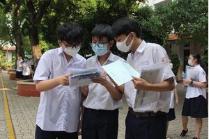 Hai trường THPT ở Nghệ An lần lượt công bố điểm chuẩn vào lớp 10