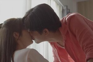 Hậu trường cảnh hôn của Ngọc Huyền - Doãn Quốc Đam phim 'Thương ngày nắng về'