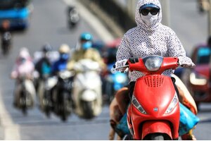 Tin thời tiết ngày 15/7: Miền Bắc giảm mưa, trưa oi nóng