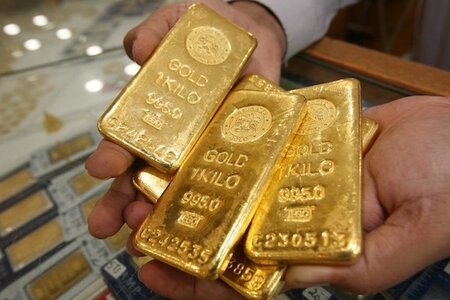 Giá vàng hôm nay 18/7: Vàng SJC giảm mạnh tới 400 nghìn đồng/lượng