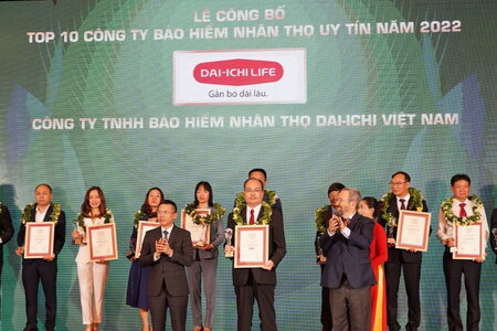 Dai-ichi Life Việt Nam vinh dự đạt danh hiệu Top 2 Công ty Bảo hiểm Nhân thọ uy tín năm 2022