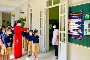 Bộ trưởng GD&ĐT ban hành Chỉ thị năm học 2022-2023: Ưu tiên biên chế bổ sung giáo viên