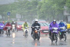 Tin thời tiết 24/8: Mưa dông diện rộng ở cả 3 miền