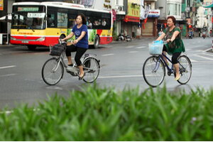 Thời tiết 5/9: Bắc và Trung Bộ nắng nhẹ, Nam Bộ mưa rải rác