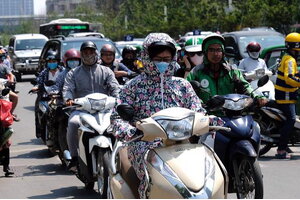 Tin thời tiết 7/9: Bắc bộ tiếp tục nắng nóng, Nam bộ mưa dồn dập