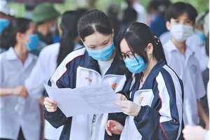 Bộ trưởng Bộ GD&ĐT nói gì về học phí các trường đại học đồng loạt tăng