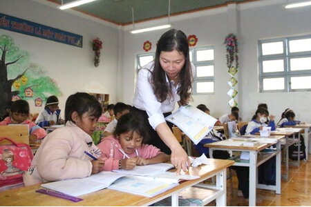 Bà Rịa - Vũng Tàu thông qua nghị quyết hỗ trợ học phí cho học sinh nhiều cấp học