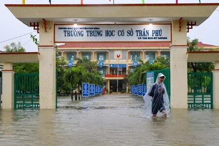 Quảng Nam, Quảng Ngãi cho học sinh nghỉ học từ ngày 27/9 để tránh bão Noru