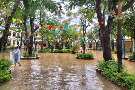 29 trường học ở Đà Nẵng cho học sinh nghỉ học vì mưa lớn gây ngập úng