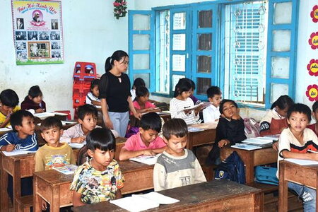 Một huyện ở Kon Tum cho 25 trường học nghỉ học từ 11/10 do nguy cơ sạt lở đất