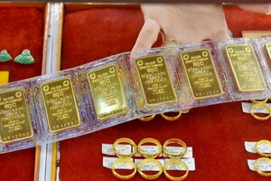 Giá vàng hôm nay 10/11: Vàng nữ trang đồng loạt giảm nhẹ