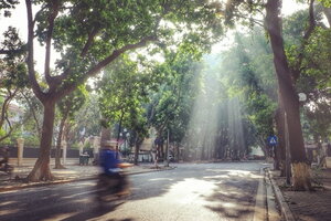 Thời tiết 21/11: Bắc Bộ nắng đẹp, Miền Trung tiếp tục mưa rất to