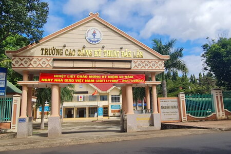 Một trường cao đẳng ở Đắk Lắk tuyển sinh 'chui' 243 học viên