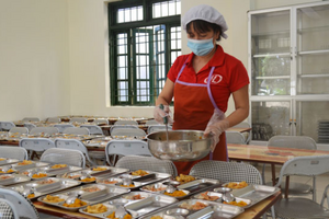 TP HCM nghiêm cấm việc cung cấp thực phẩm không đảm bảo cho trường học