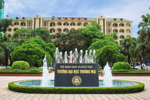 Trường Đại học Thương mại lý giải nguyên nhân tăng học phí năm học 2022-2023