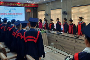 Trường Đại học Hải Phòng xin lỗi 51 học viên bị 'treo bằng' gần 1 năm