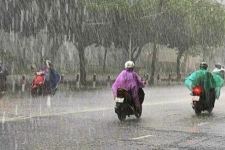 Tin thời tiết ngày 6/1: Miền Trung tiếp tục mưa, nguy cơ xảy ra lũ quét