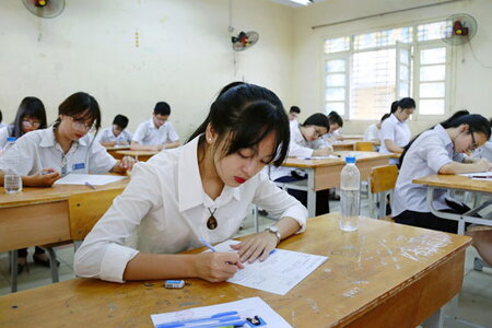 Hà Nội: 3 trường chuyên công bố lịch thi, chỉ tiêu tuyển sinh vào lớp 10 năm học 2023-2024