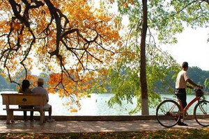 Tin thời tiết ngày 27/2: Bắc Bộ nắng ấm, miền Trung mưa to