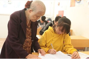 'Bà tiên' làm lành những 'vầng trăng khuyết'